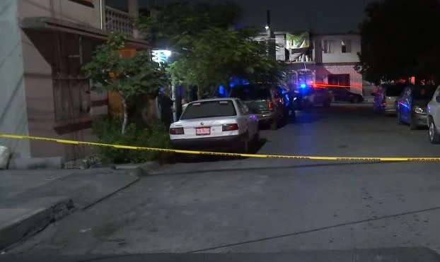 Hieren a hombre en ataque armado en Santa Catarina - Ciudad de noche