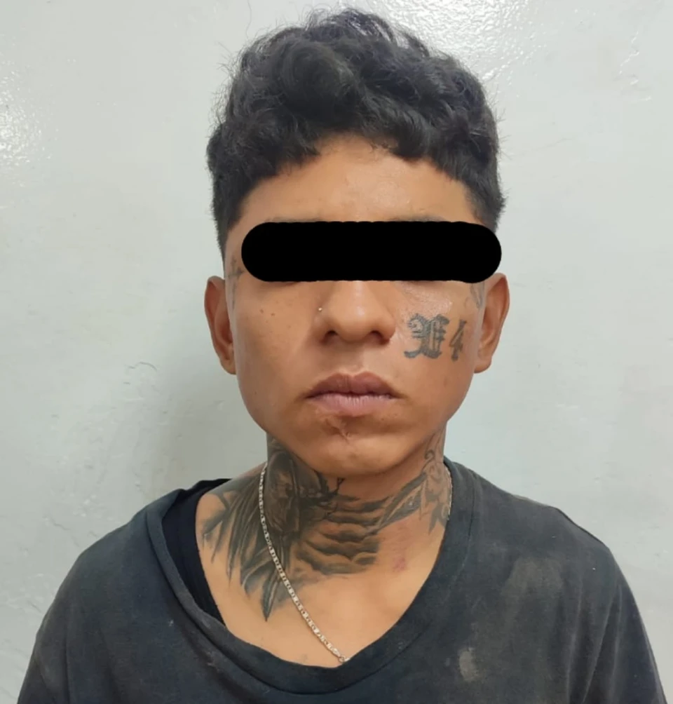 Hieren a hombre en ataque armado en Santa Catarina - Ciudad de noche