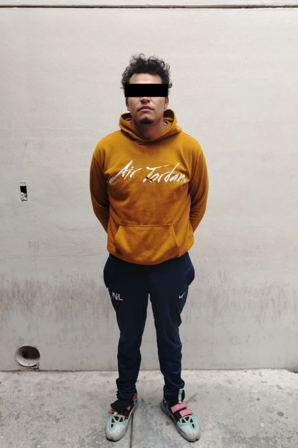 Detienen a hombre por agredir a su esposa en Guadalupe - Ciudad de Noche