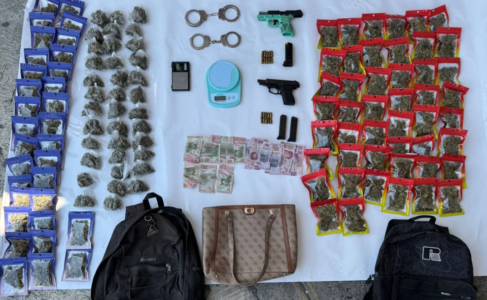 Detienen a tres personas con droga y armas en Guadalupe