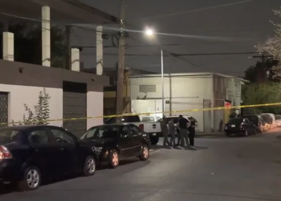 Ataque a balazos deja un muerto y un herido en Monterrey - Ciudad de Noche