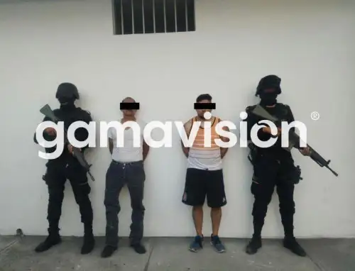 Detienen a dos hombres por amenazas y portación ilegal de armas de fuego