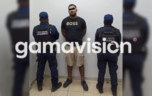 Detienen a hombre por agredir a su esposa en Juárez