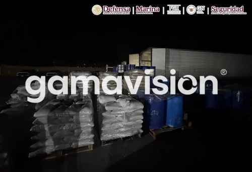 Aseguran más de 13 toneladas de precursores químicos de un tráiler en ...