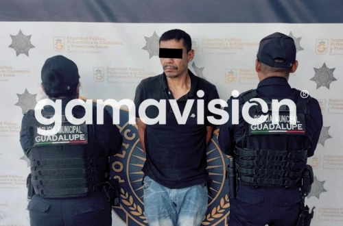 Detienen a hombre con droga y arma réplica en Guadalupe