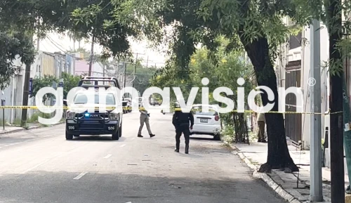 Atacan a balazos a un hombre en el centro de Monterrey